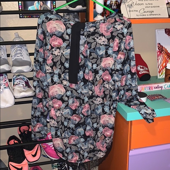 Floral long sleeved sweater - Picture 2 of 2